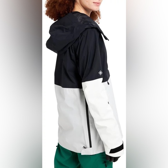 Burton Women's AK GORE-TEX 2L Kimmy Anorak Ski Snowboard black/gray/white XS NWT - Picture 6 of 6